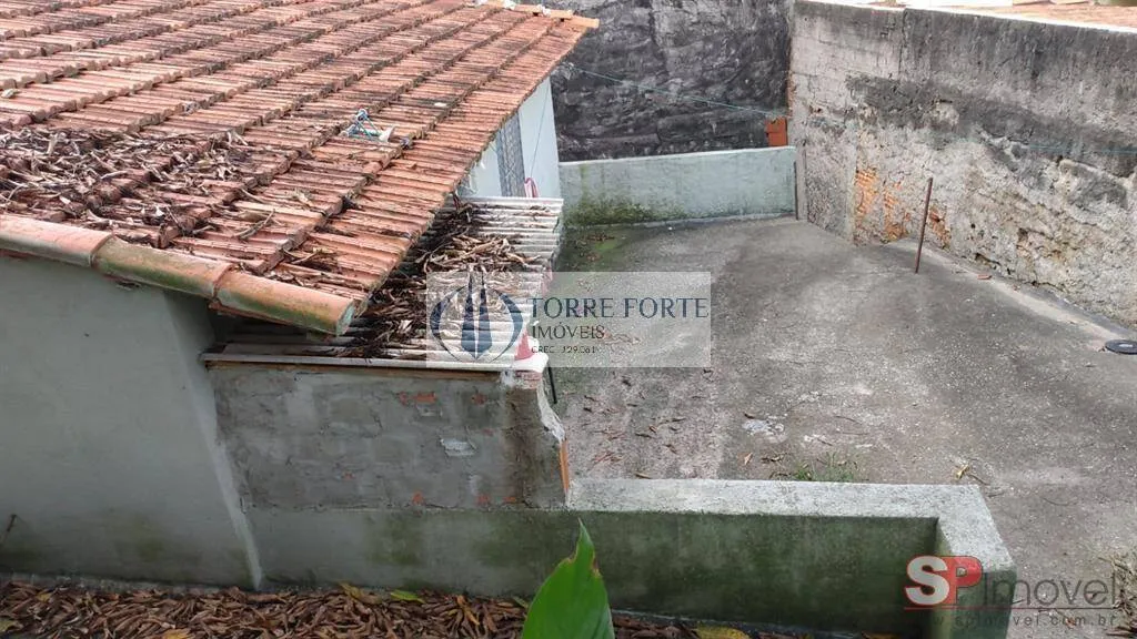 Imagem Terreno com casa construida com 350 metros no Parque do Carmo.