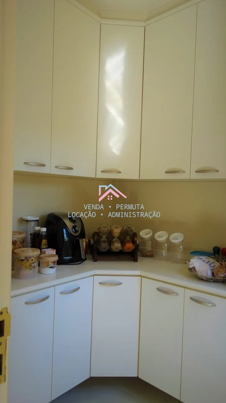 Imagem Casa à venda - Excelente Localização - área útil 384 m2 com 4 dormitórios - 2 suítes - 6 vagas - Bai