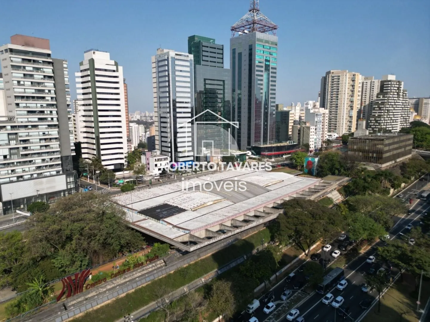 Imagem Prédio Inteiro de 10640m² no bairro Liberdade, em São Paulo