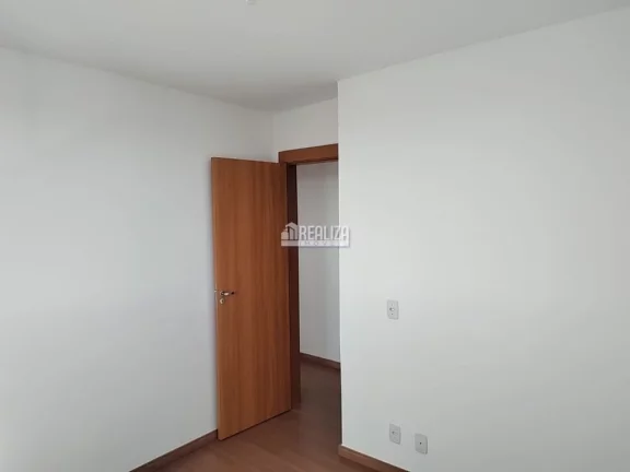 Imagem Apartamento com 2 Dormitórios no Condomínio Park Primavera, no bairro Conjunto Manoel Mendes - Uberaba