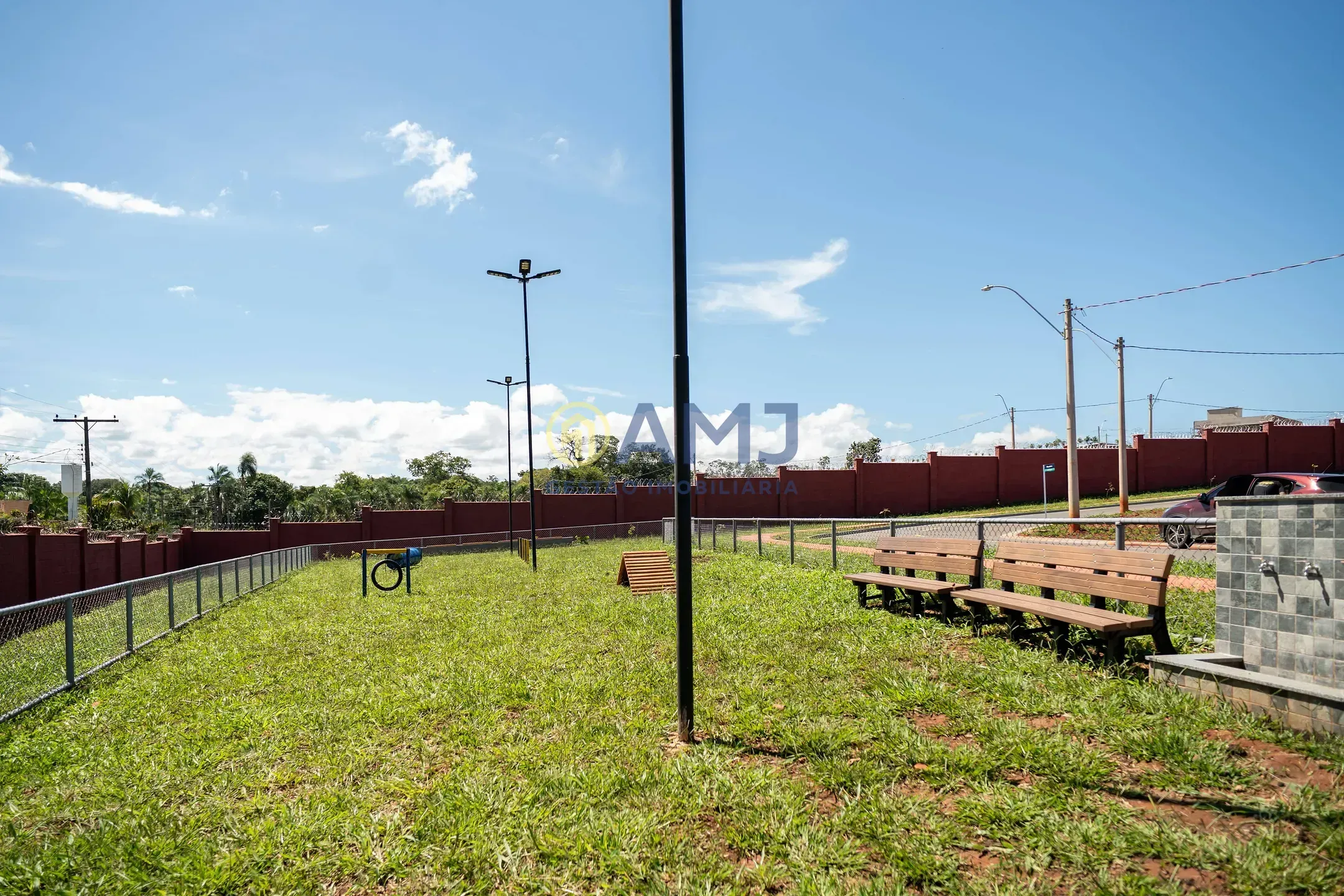 Foto do imóvel Terreno à venda no Senador Canedo - Oasis Laguna em Endereço não informado