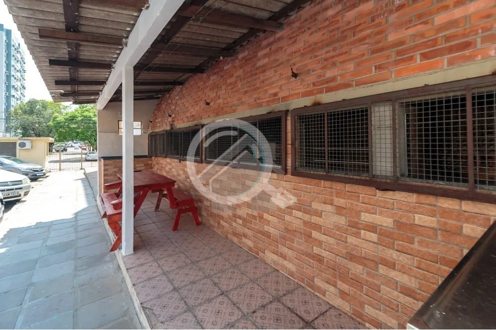 Imagem Apresentamos um incrível apartamento à venda, situado em um condomínio fechado localizado entre a...
