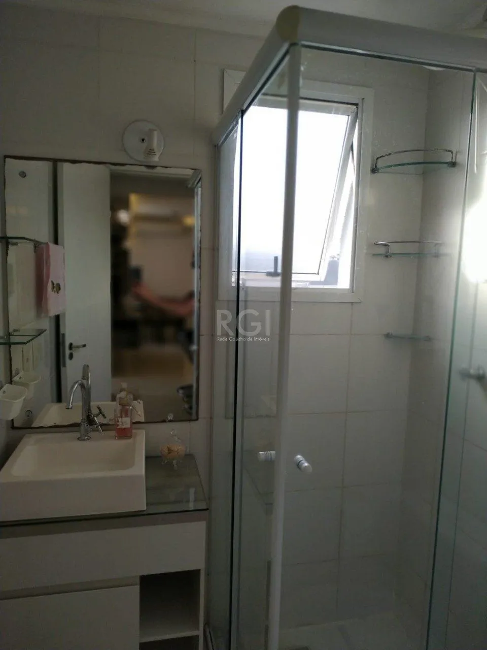 Imagem Apartamento para Venda - 61.06m², 2 dormitórios, 1 vaga - Teresópolis, Poa