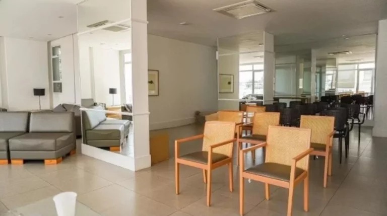 Imagem CONDOMÍNIO VISTA MARIANA - Apto 100m² (Unidade de Revenda), com móveis planejados e ar condicionado!