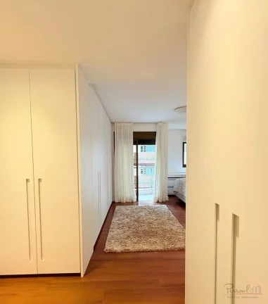 Imagem Apartamento situado em área nobre do centro, em localização privilegiada em Florianópolis! Próx...