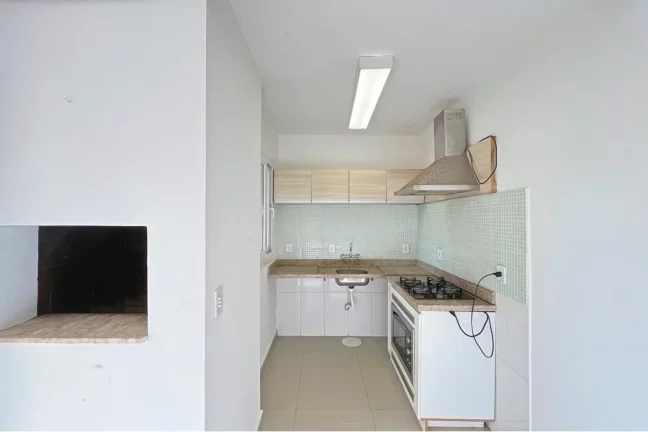 Imagem Casa para venda no bairro Guarujá em Porto Alegre