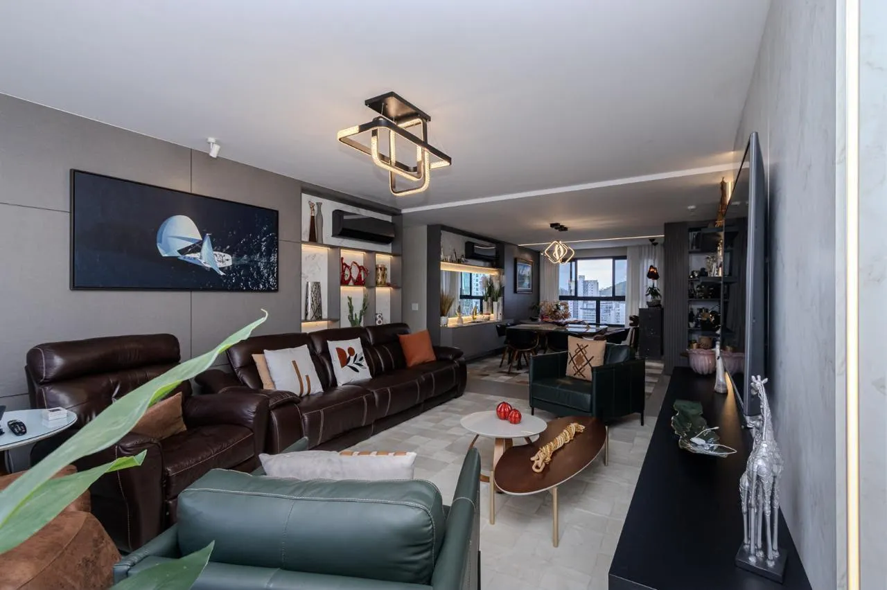 Imagem Apartamento com vista para o mar à venda com 176.8m2 por R$ 8.500.000,00
