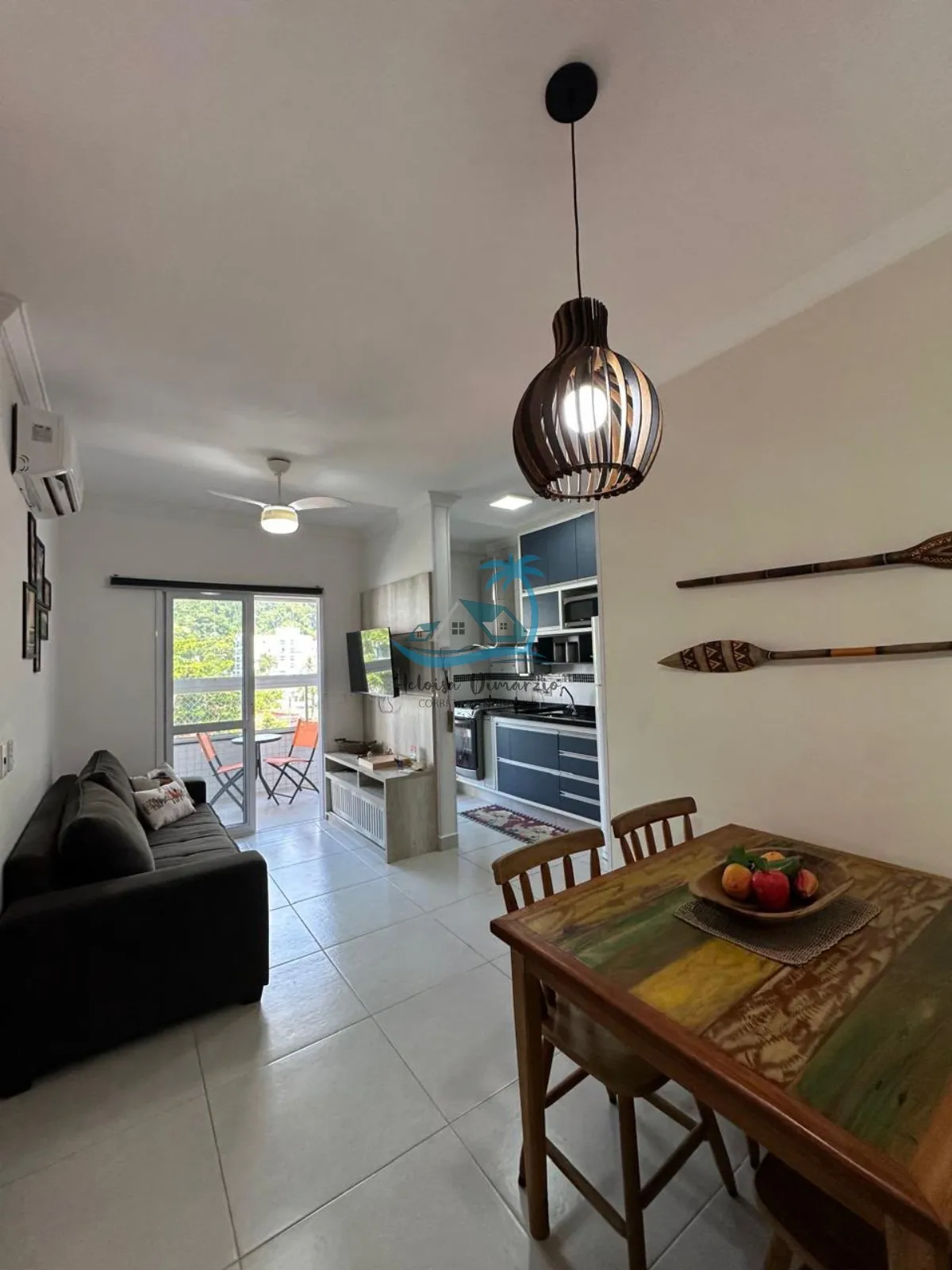 Imagem Excelente apartamento mobiliado a venda nas Toninhas, 250 metros do mar em Ubatuba.