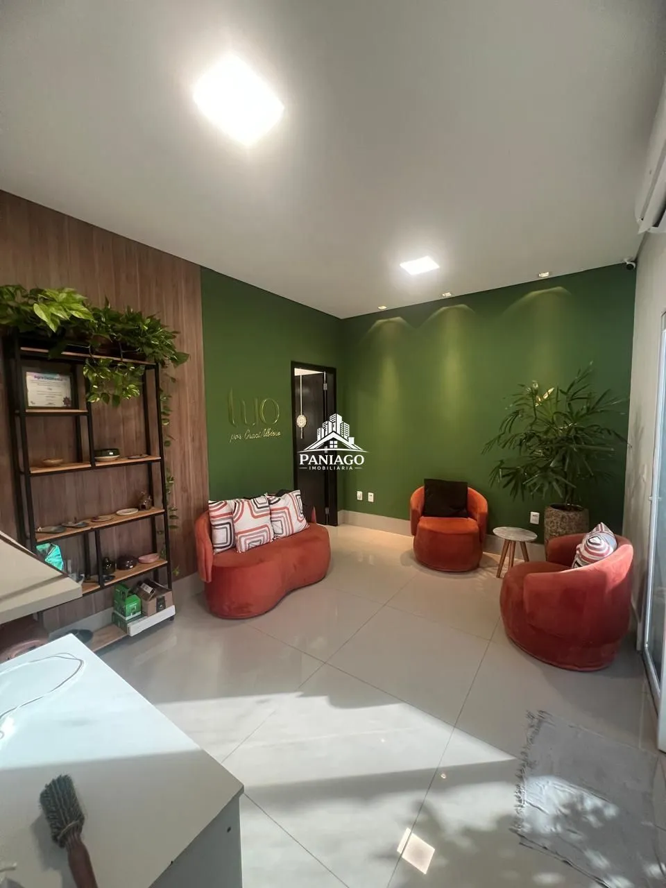 Foto do imóvel Salão Comercial para Locação na região do Santa Rosa | Próximo à Av Miguel Sutil