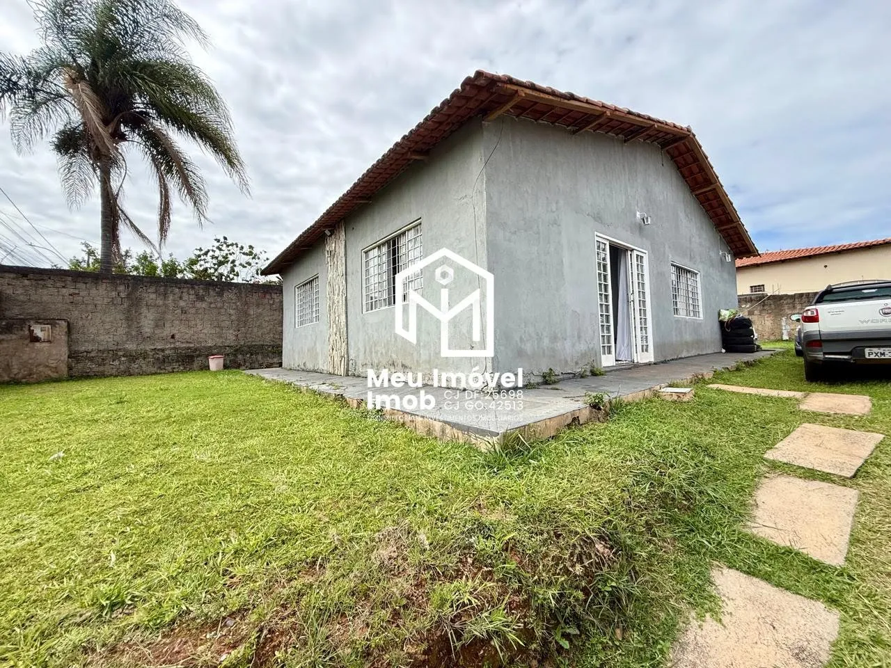 Imagem Casa 2 Quartos 1 Suíte 6 Vagas 95m² Arniqueiras/DF
