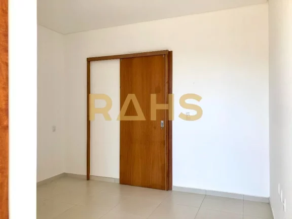 Imagem Ótimo sobrado geminado de canto localizado em Pirabeiraba, próximo ao Restaurante Gute Küche, em ...