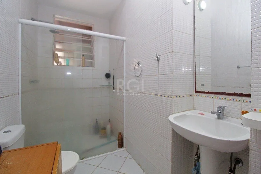 Imagem Casa para Venda - 264m², 3 dormitórios, 2 vagas - Santa Tereza