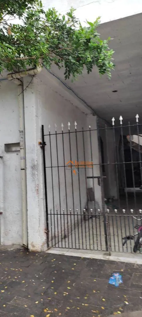Imagem Sobrado com 6 dormitórios à venda, 180 m² por R$ 380.000,00 - Jardim Leda - Guarulhos/SP