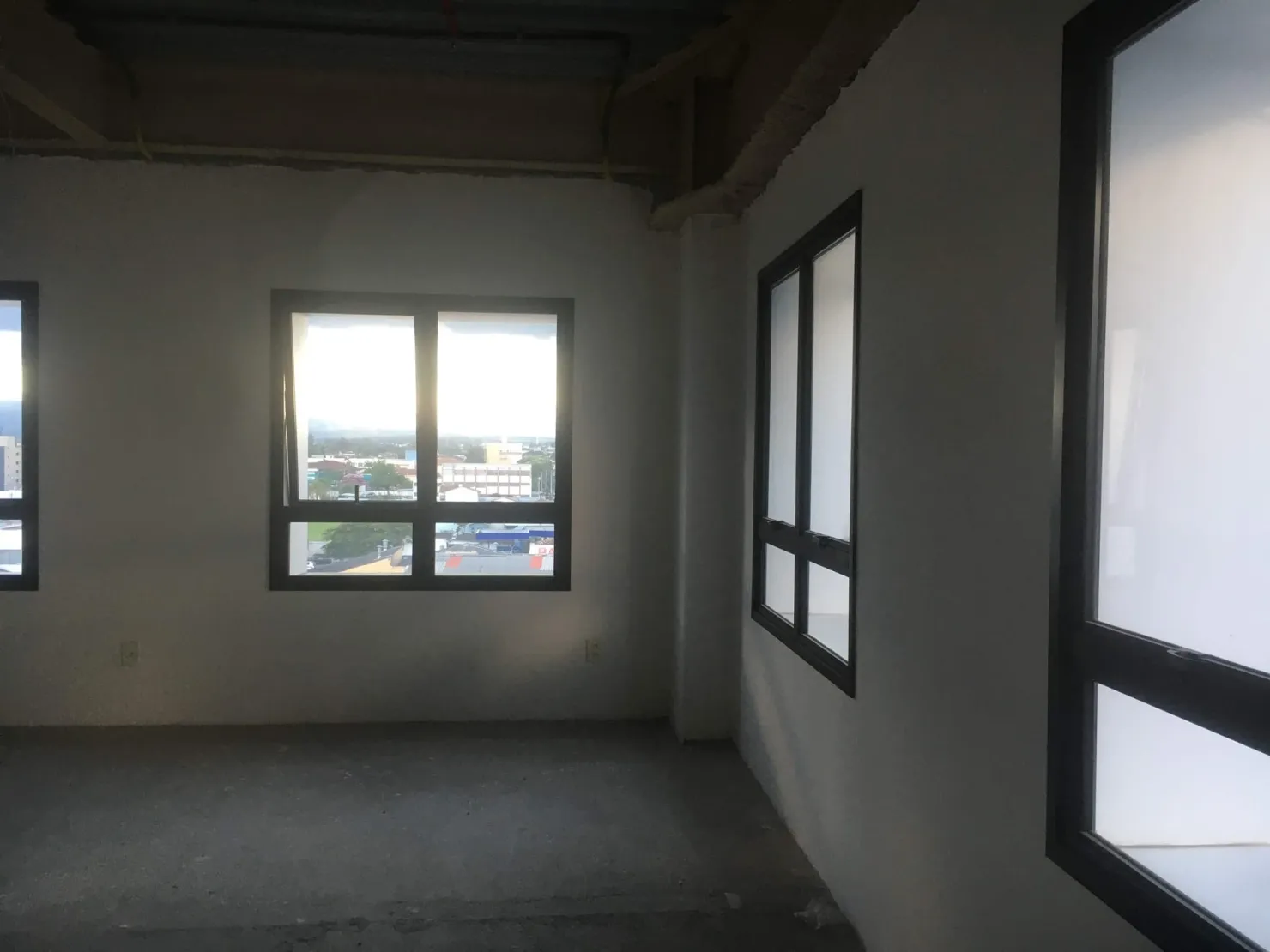 Imagem Comercial à venda 1 Vaga, 37.65M², Centro, Pindamonhangaba - SP | DHF Quality Smart Office