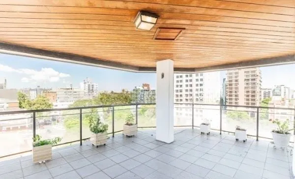 Imagem Cobertura no bairro Higienópolis de 4 dormitórios 4 vagas e piscina DESOCUPADA