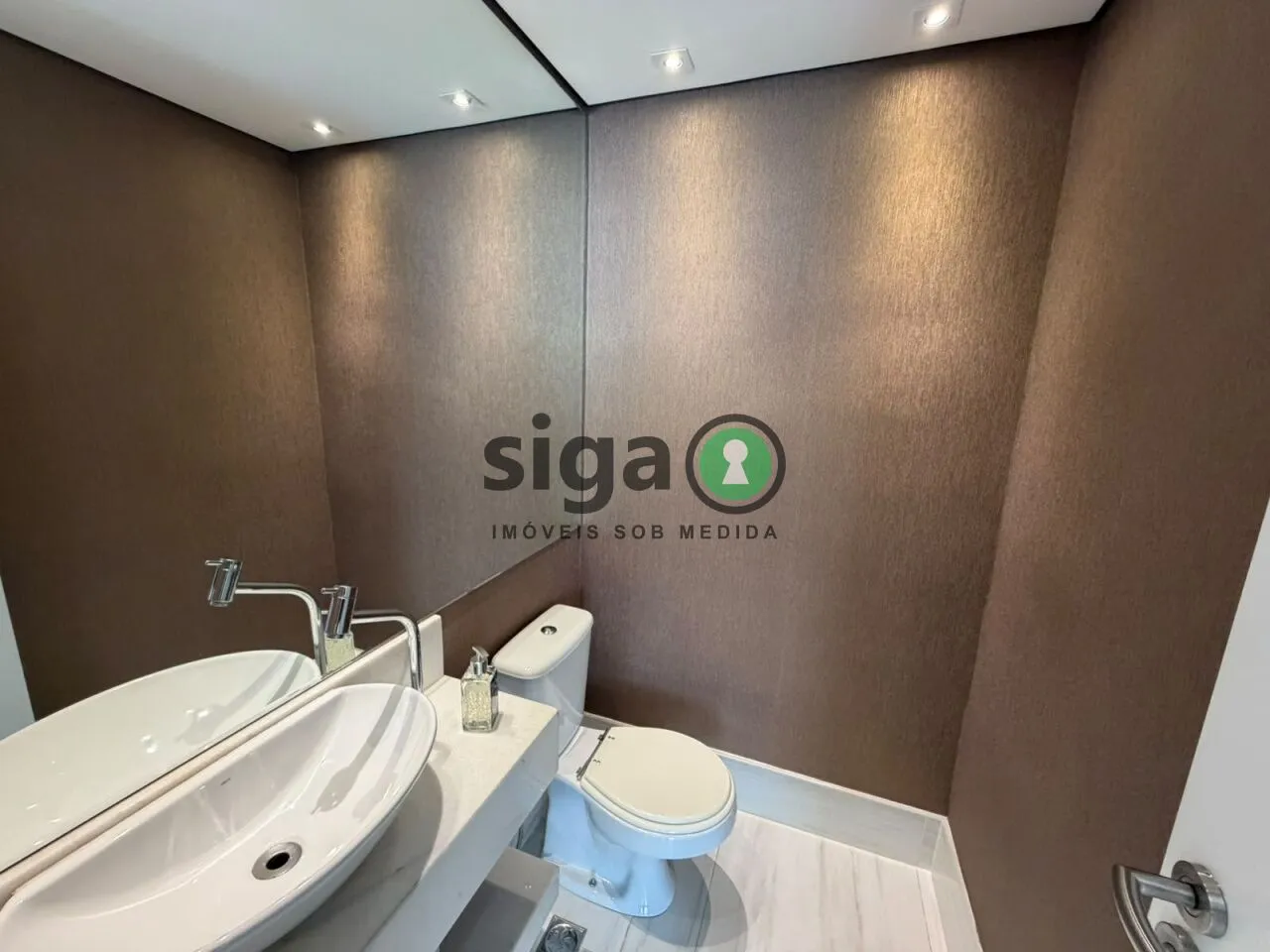 Imagem Apartamento a venda no Panamby, com 4 quartos e 4 vagas