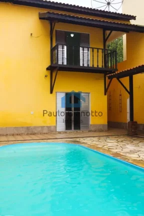 Foto do imóvel Imóvel à venda com 03 casas independentes em Cotia em Rua República