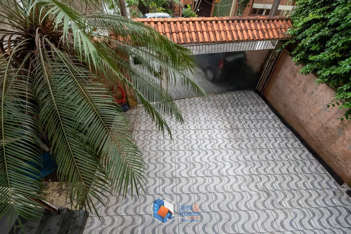 Imagem Casa para venda em Rolinópolis com 4 quartos, sendo 2 suítes, 230m²