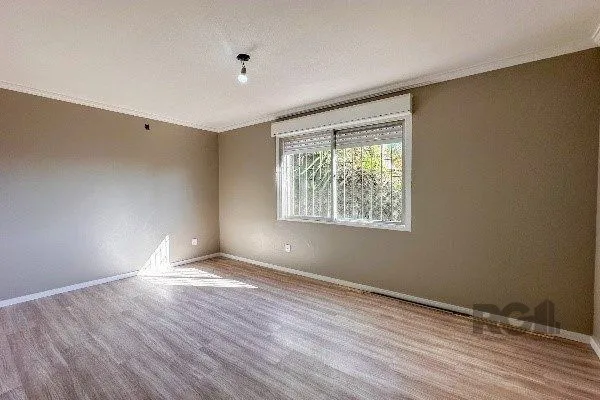 Imagem Vende-se apartaento 2 quartos com suíte e vaga coberta em região privilegiada - 72m² - Mont'Serrat