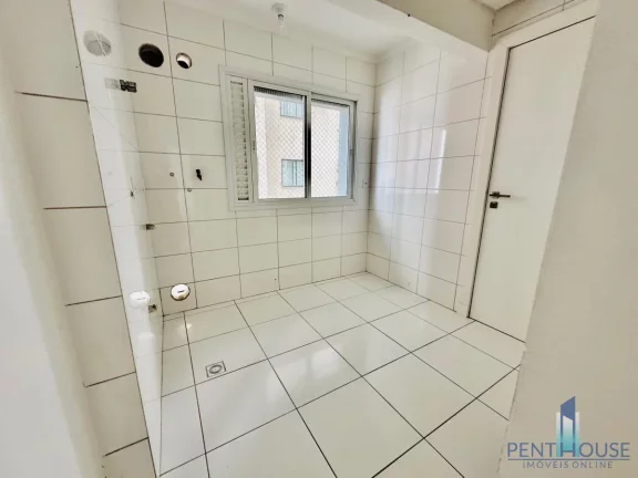 Imagem Apartamento Frente Mar para Venda em Balneário Camboriú, CENTRO, 4 dormitórios, 2 suítes, 5 banheiros, 2 vagas
