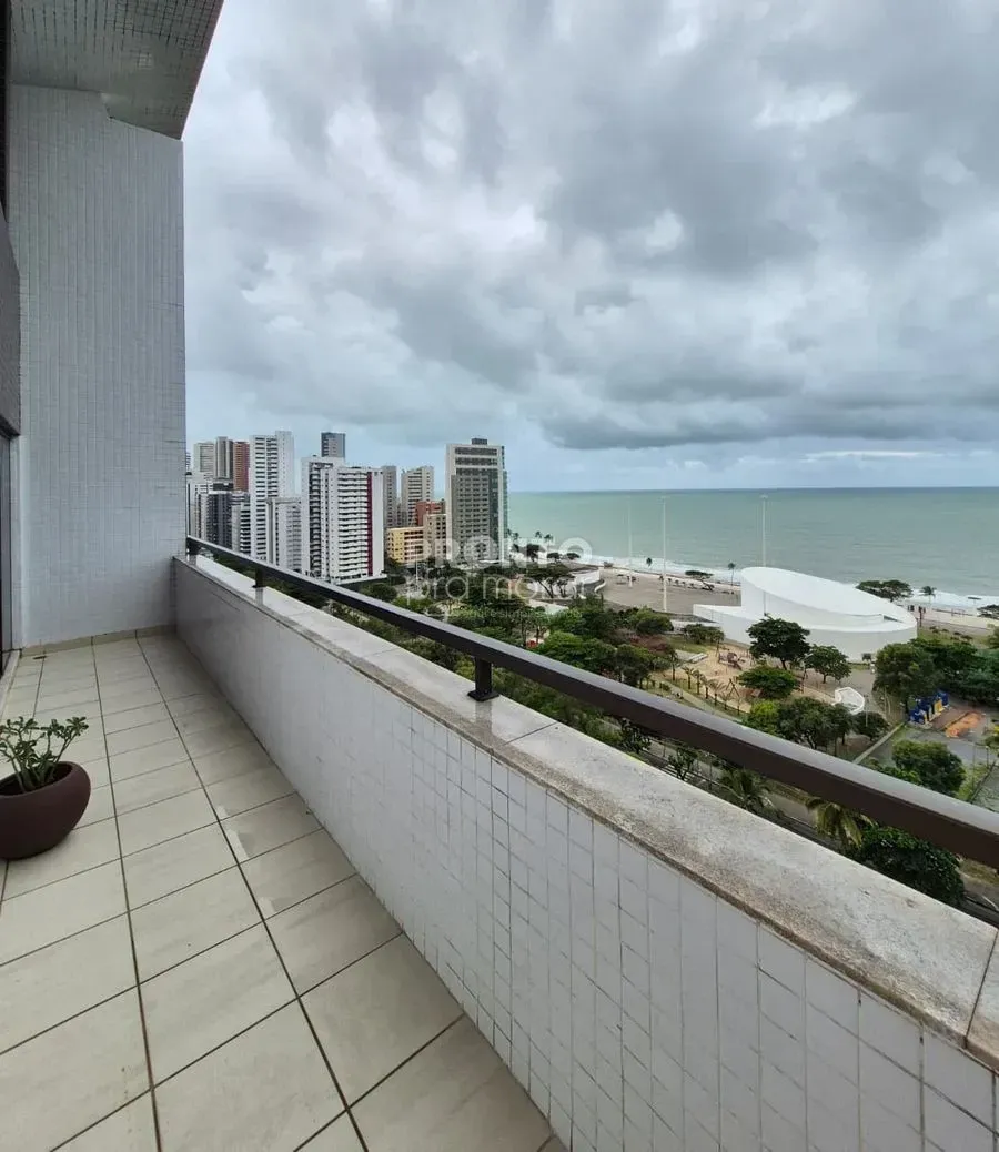 Imagem Cobertura com 3 Quartos à Venda, 300 m² em Boa Viagem - Recife