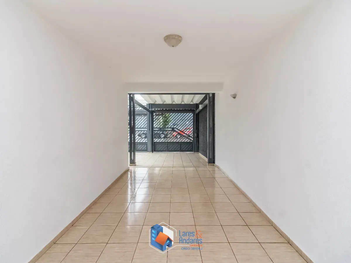 Imagem Sobrado para venda em Vila Anastácio com 4 quartos, 200m²