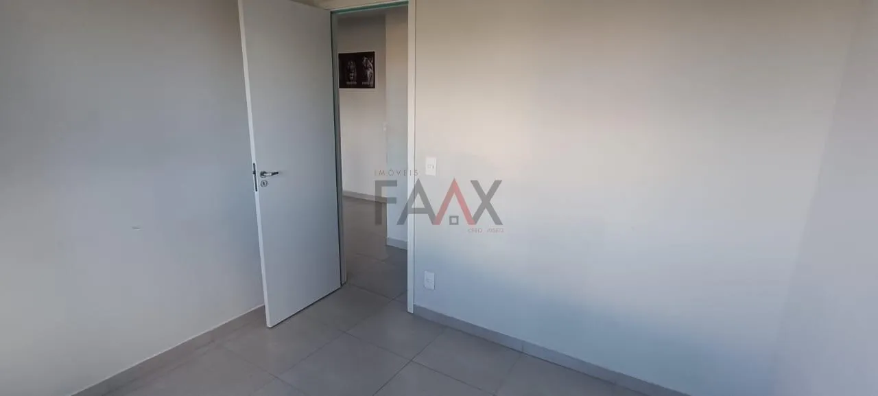 Imagem Apartamento 2 Quartos Semi Mobiliado no Vista Batel com Sacada e Churrasqueira