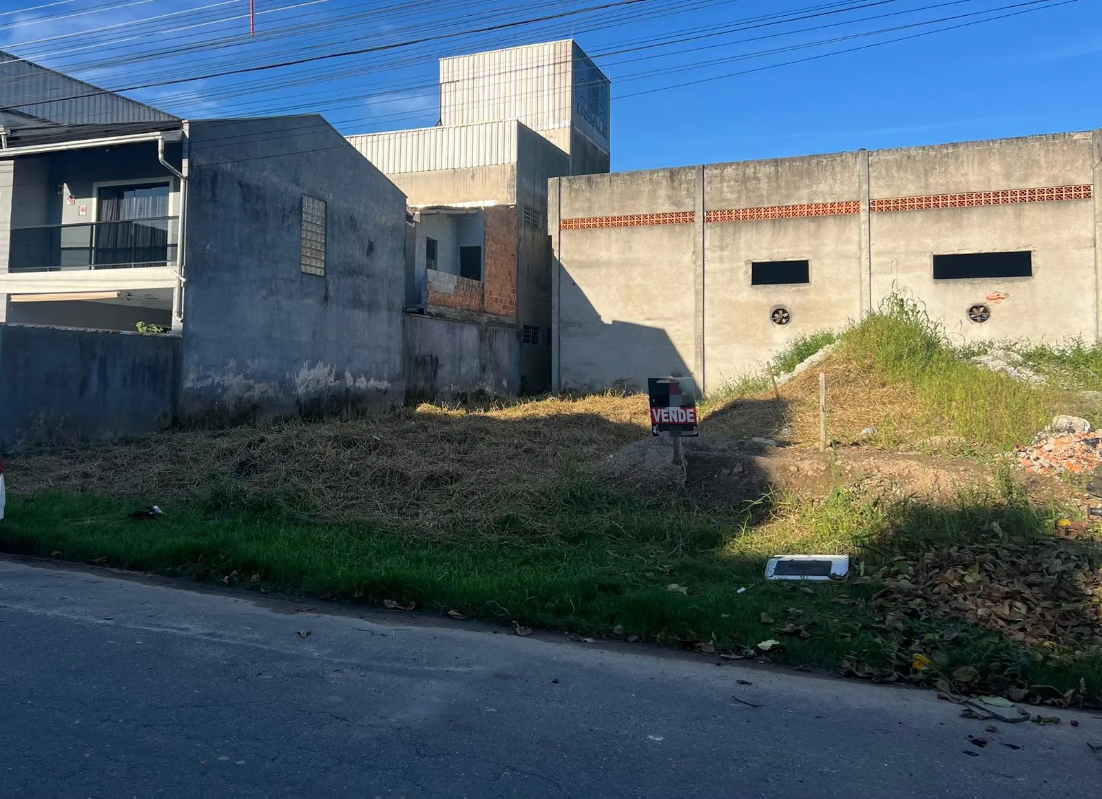 Foto do imóvel Terreno à venda com 264m2 por R$ 550.000,00