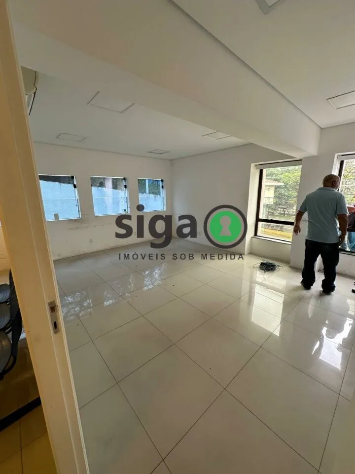 Imagem Conjunto Comercial - 580m², com 11 salas e 12 vagas Sumaré - São Paulo/SP
