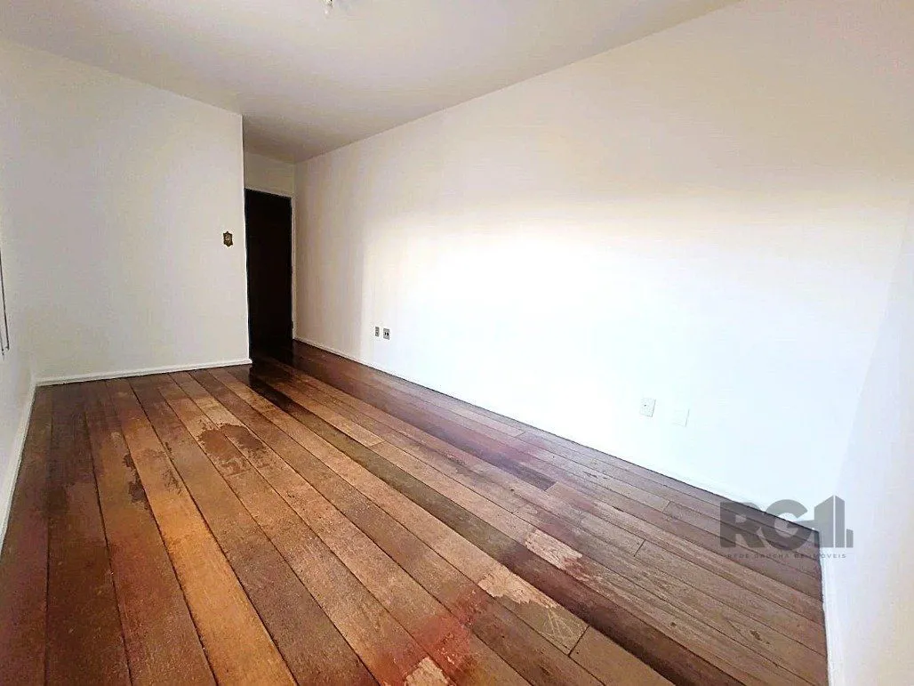 Imagem Excepcional apto. com excelente localização, na Rua Gomes Jardim 2 quartos com vaga.