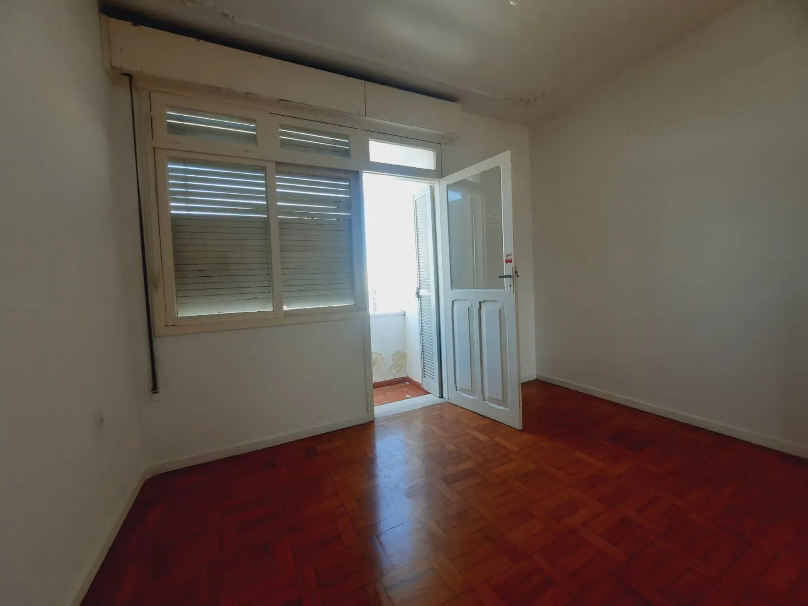 Imagem Apartamento 3 dormitórios no bairro Cidade Baixa/ Porto Alegre.