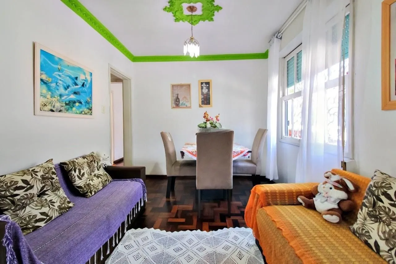 Imagem Casa de 3 quartos no bairro Tristeza Zona Sul