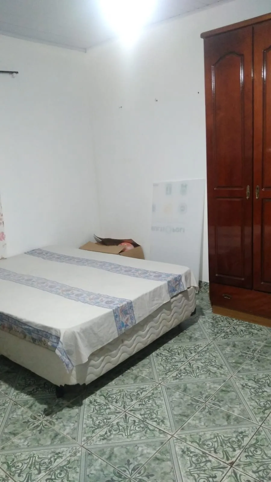 Imagem Casa à venda em Sorocaba-SP, bairro Brigadeiro Tobias! 2 quartos, 1 sala, 1 banheiro, 1 vaga de garagem, 100m².