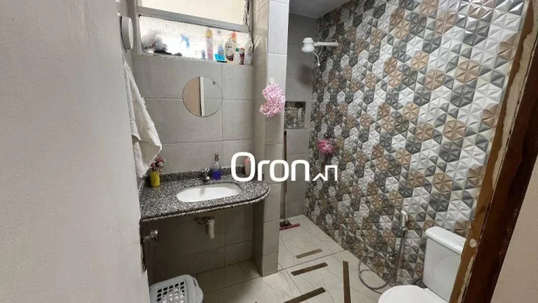 Imagem Casa com 3 dormitórios à venda, 231 m² por R$ 620.000,00 - Parque das Laranjeiras - Goiânia/GO