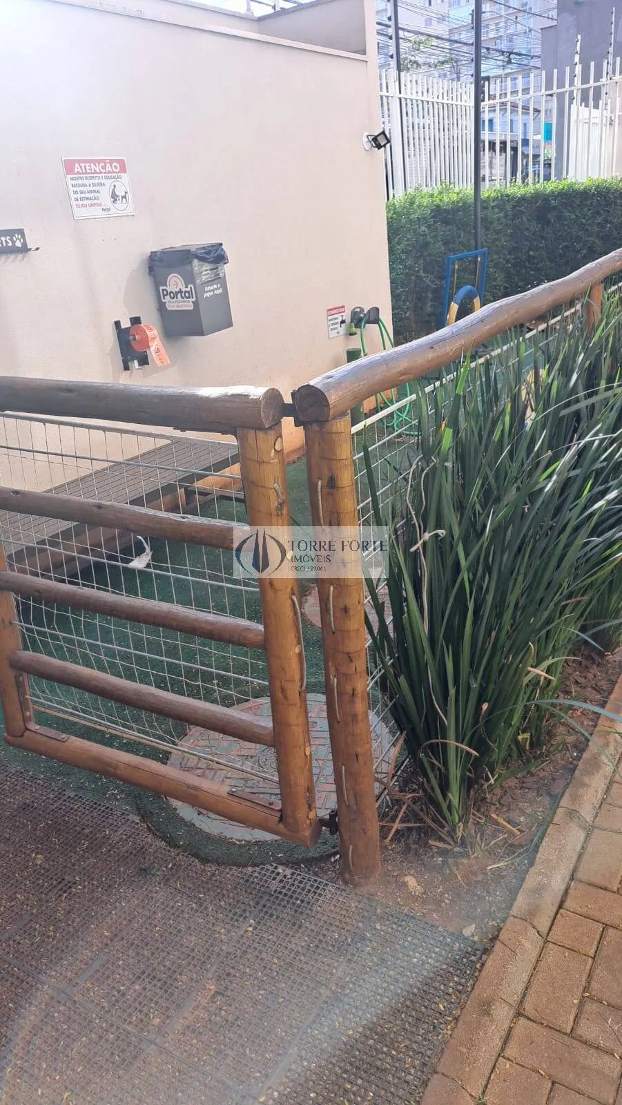Imagem Apartamento com 2 dormitorios sem vaga , Varanda na Vila Ema.