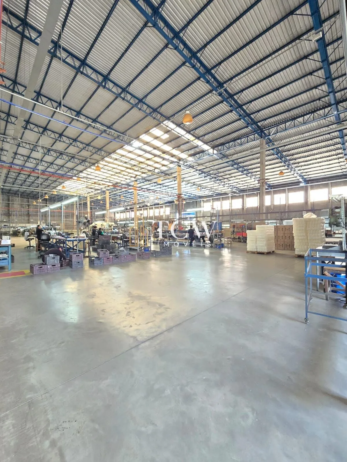 Imagem GALPÃO INDUSTRIAL À VENDA | 15.000 m² CONSTRUÍDOS | 71.000 m² DE TERRENO | MOGI DAS CRUZES/SP