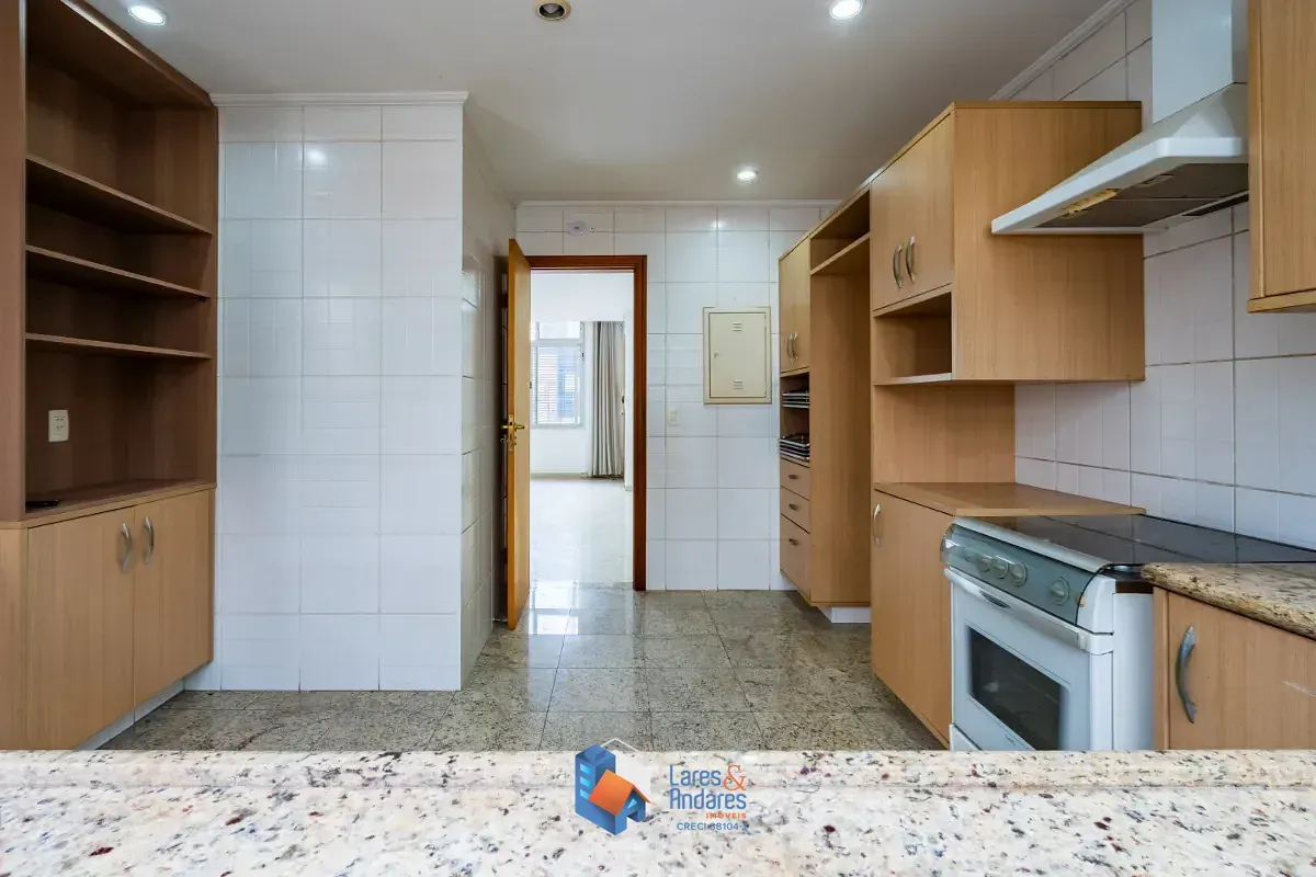 Imagem Casa de vila para venda em Campo Belo com 3 quartos, sendo 2 suítes, 172m²