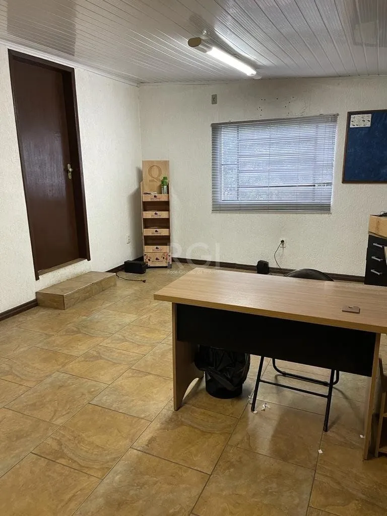 Imagem Casa para Venda - 594m², 2 dormitórios, 6 vagas - Vila João Pessoa