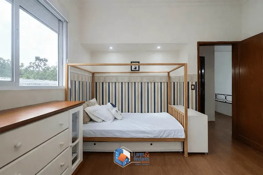 Imagem Casa à venda 4 Quartos 2 Suites 4 Vagas 299M² Vila Madalena São Paulo - SP