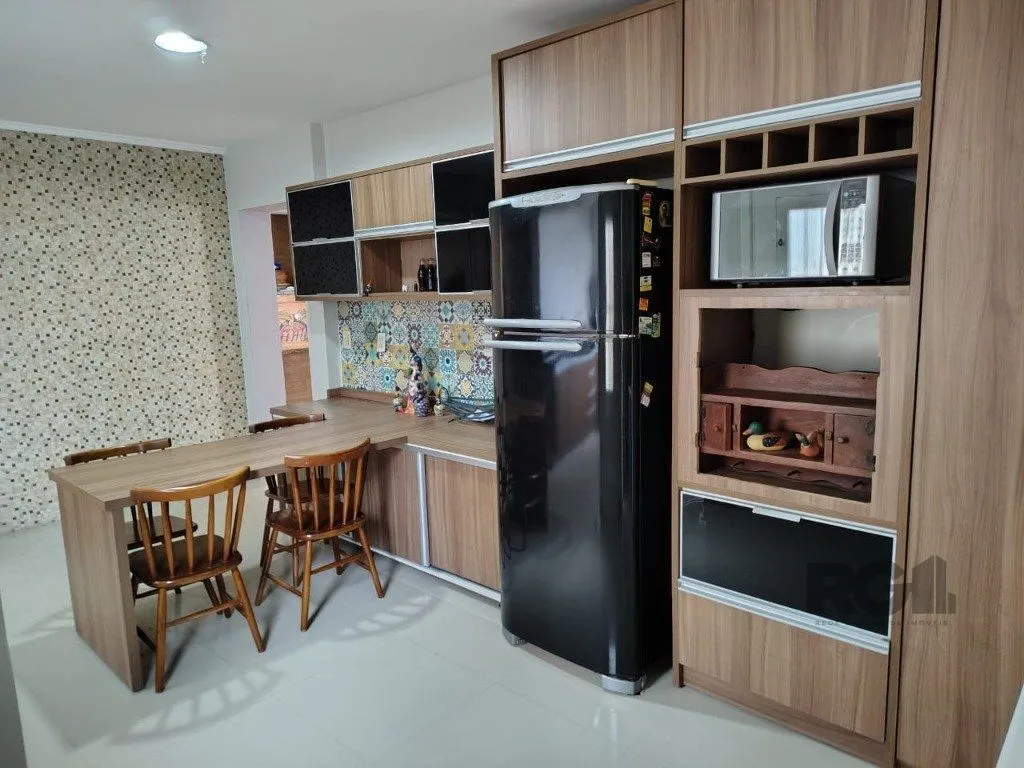 Imagem Casa sobrado com 300m² na Vila Nova de 3 dormitórios e 4 vagas