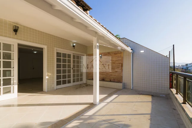 Condomínio Edifício Santa Cecília - Apartamento Cobertura Duplex em Recreio dos Bandeirantes, Rio de Janeiro/RJ
