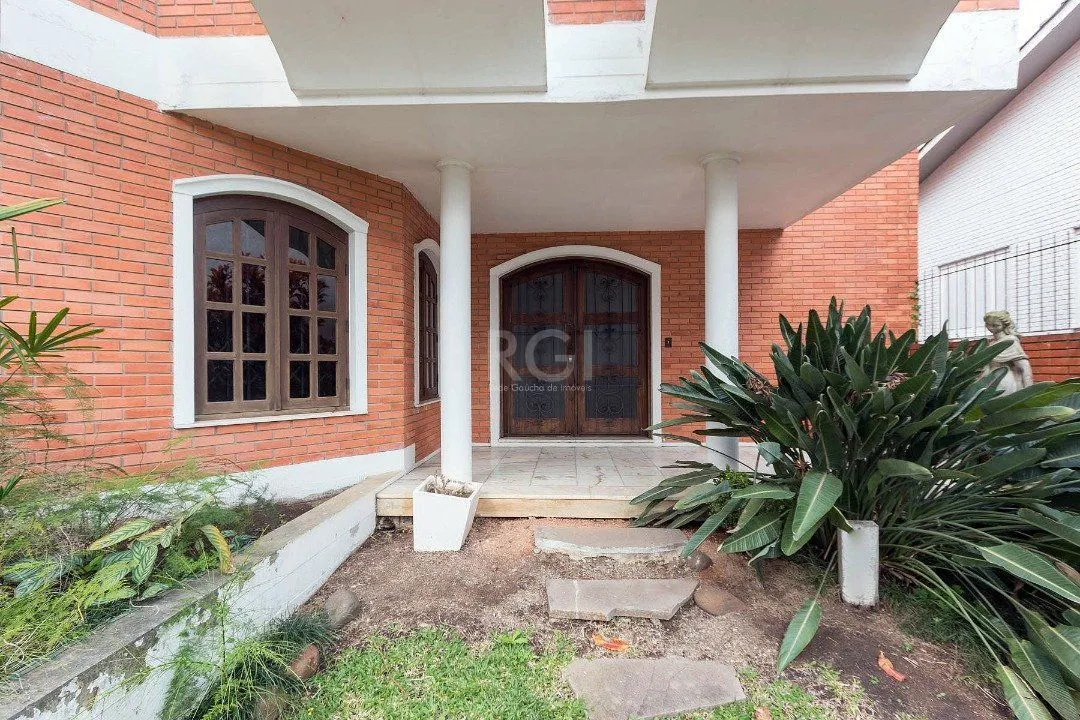 Imagem Casa para Venda - 430m², 4 dormitórios, sendo 1 suites, 5 vagas - Cristal