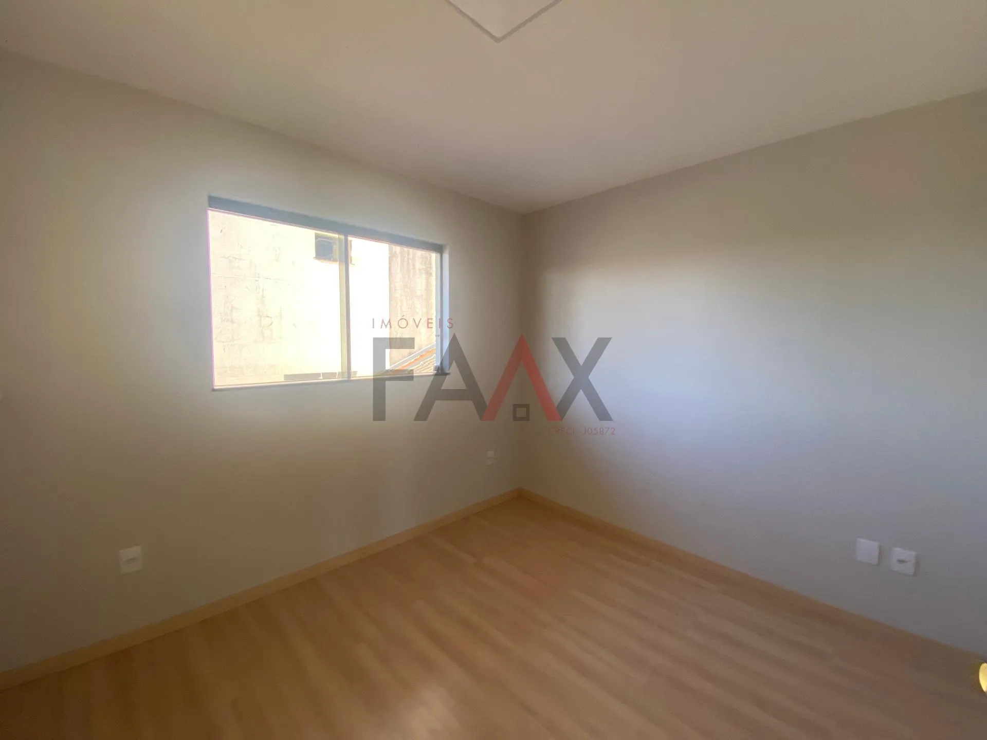 Imagem Sobrado com 4 dormitórios para locação,168.55 m², Alto da XV, GUARAPUAVA - PR