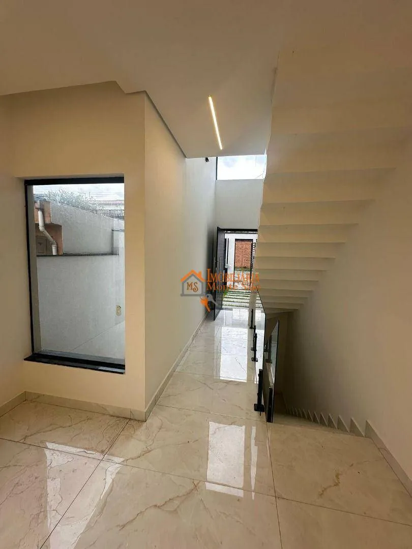 Imagem Sobrado com 3 dormitórios à venda, 158 m² por R$ 830.000,00 - Centro - Arujá/SP