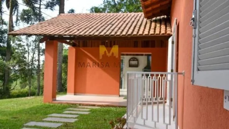 Imagem Maravilhosa Casa de Campo em Condomínio Resort Fazenda - Piscinas, 3 quartos sendo 2 suites em Piraquara