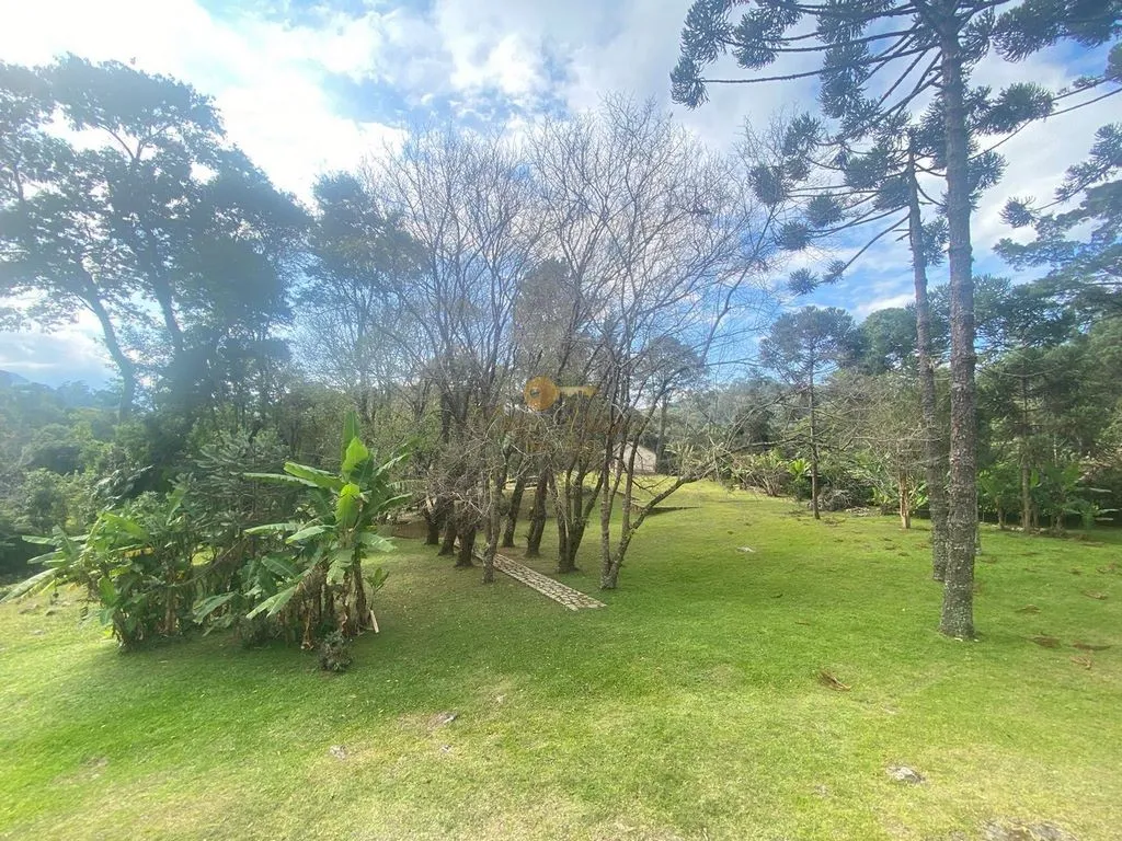 Imagem Sítio para Venda em Teresópolis / RJ no bairro Iucas
