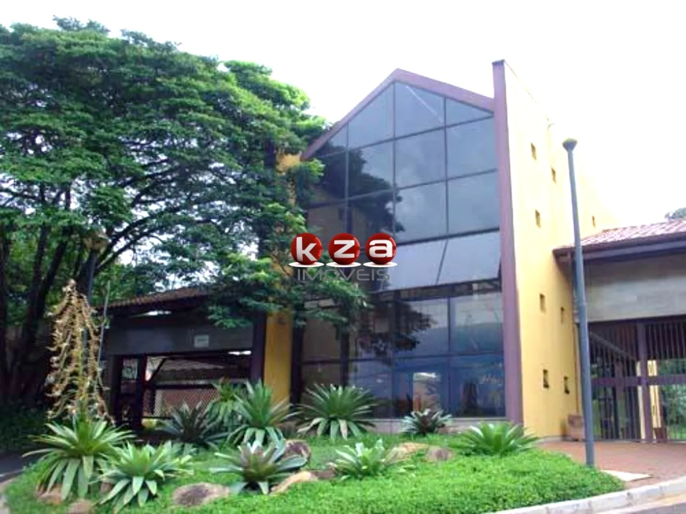 Imagem Luxuosa Casa em Condomínio à Venda em Campinas-SP, Condomínio Residencial Colina, Barão Geraldo, 4 Suítes, 3 Salas, 4 Vagas, 576m².