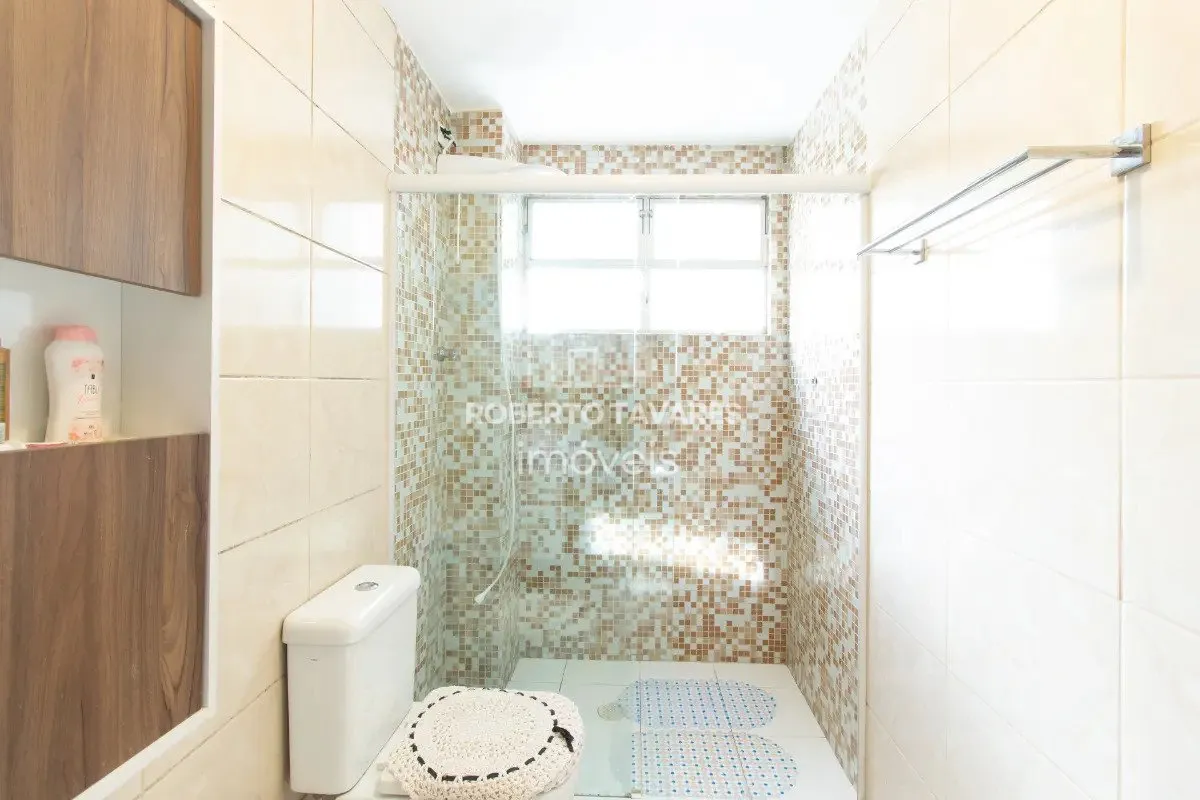 Imagem Imperdível na Saúde! Apartamento mobiliado, decorado e pronto para morar - São 50m² muito bem distribuídos, com 2 quartos, 1 banheiro e 1 vaga de garagem.