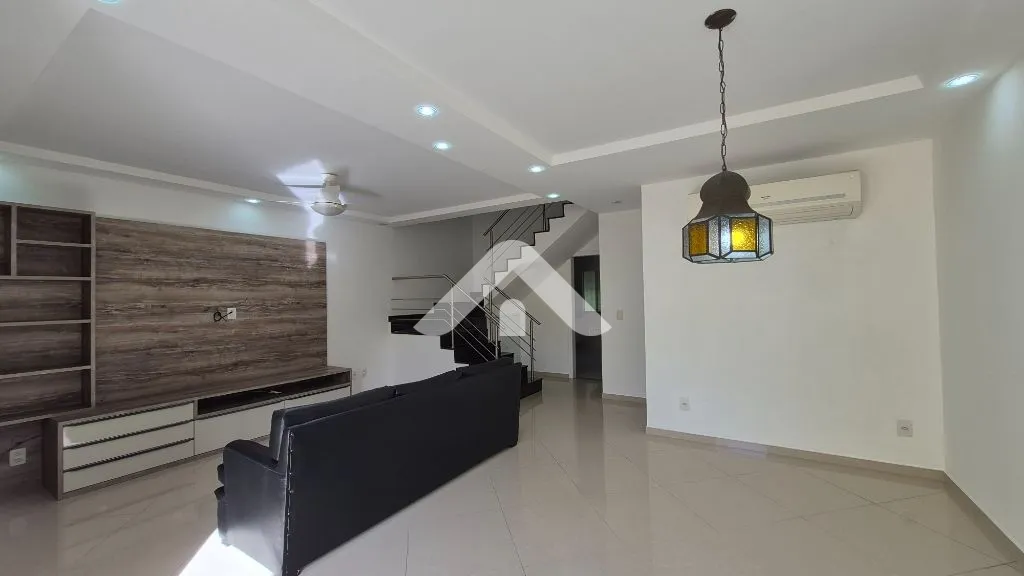 Imagem Casa à venda em Vargem Pequena - 201m², 4 quartos (1 suíte) | Condomínio Paraíso Classe A