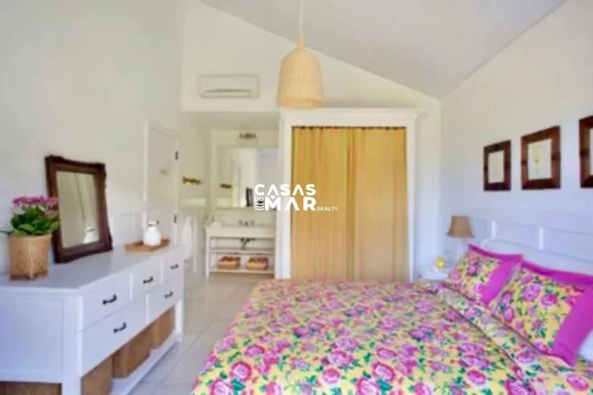 Imagem Residência de luxo em condomínio pé na areia na Praia Rasa, Armação dos Búzios - RJ: 5 quartos, 5 suítes, 4 salas, 6 banheiros, 2 garagens
